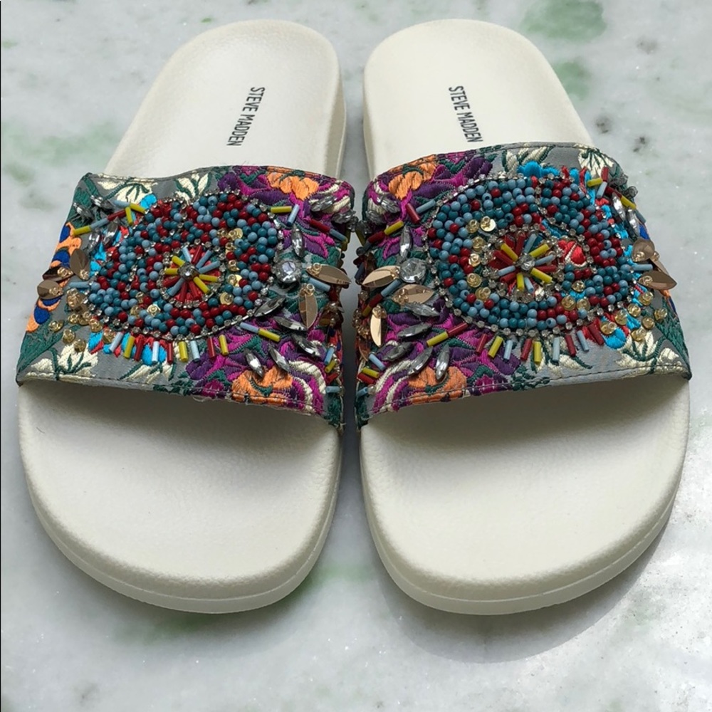 Steve Madden Beaded sandals